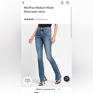 NWT Express medium wash skyscraper jeans, size 2 regular